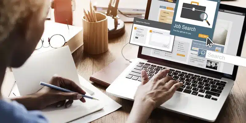Comment trouver du travail en peu de temps