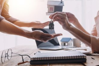 SCPI dans PEA : un choix stratégique pour votre épargne !
